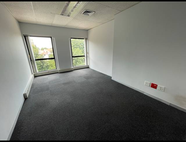 822M² OFFICE TO LET IN PARKTOWN